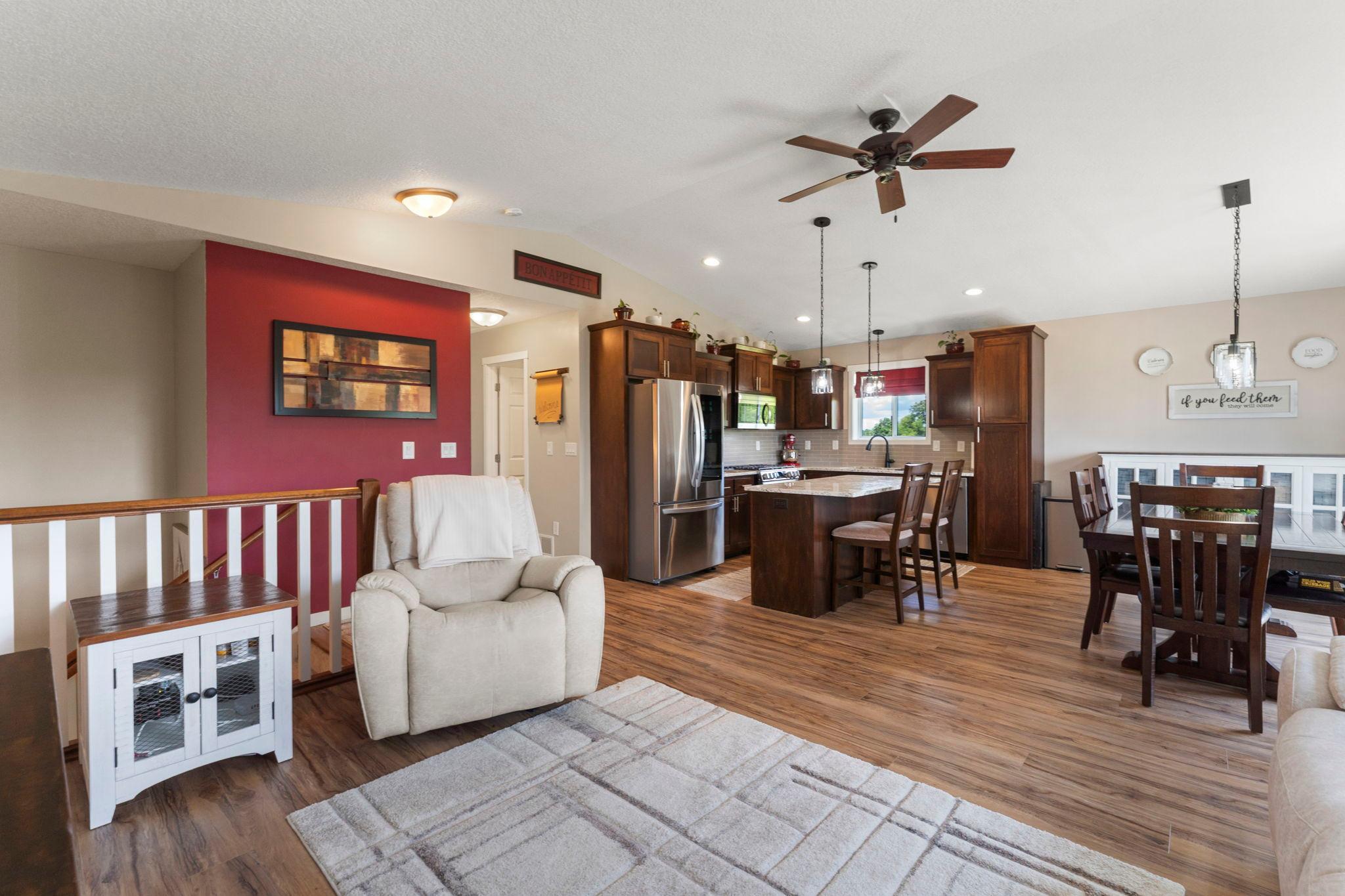 48089 Autumn Court