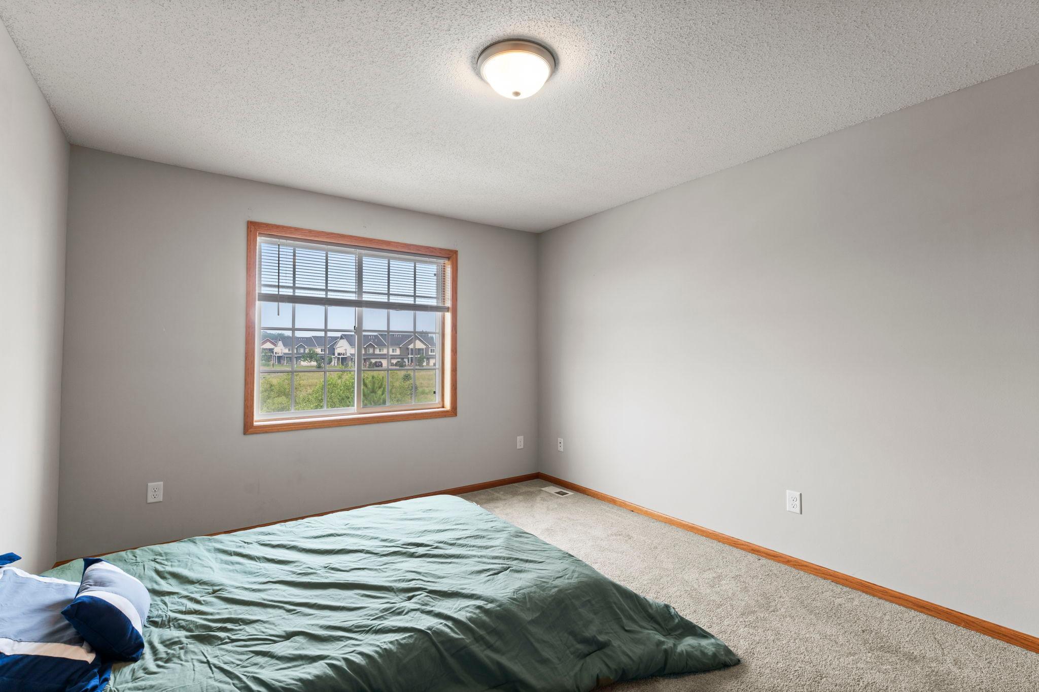 345 Roosevelt Street S Unit: H