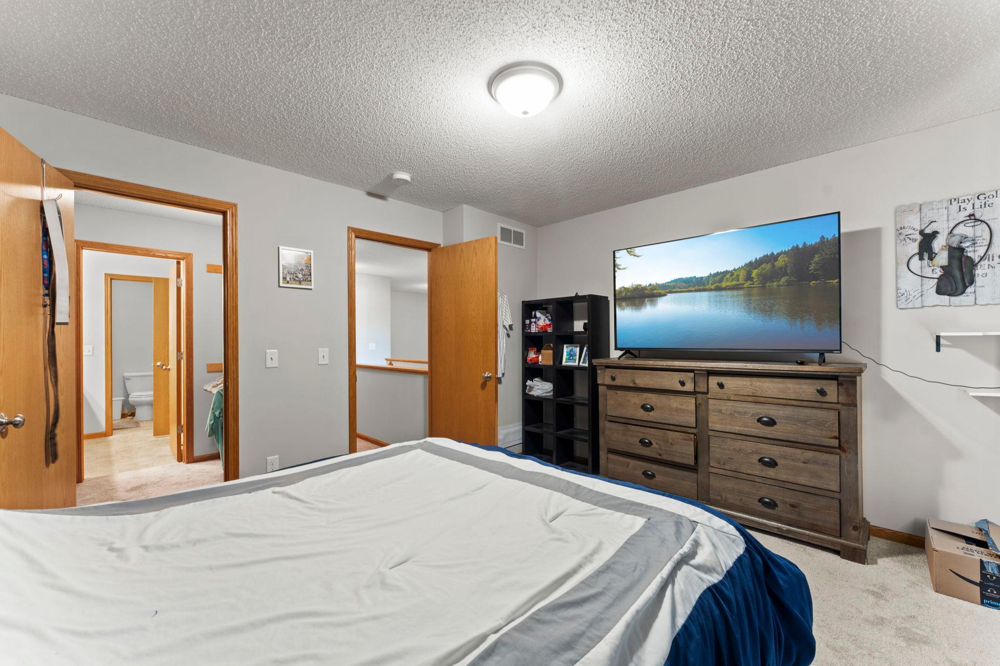 345 Roosevelt Street S Unit: H