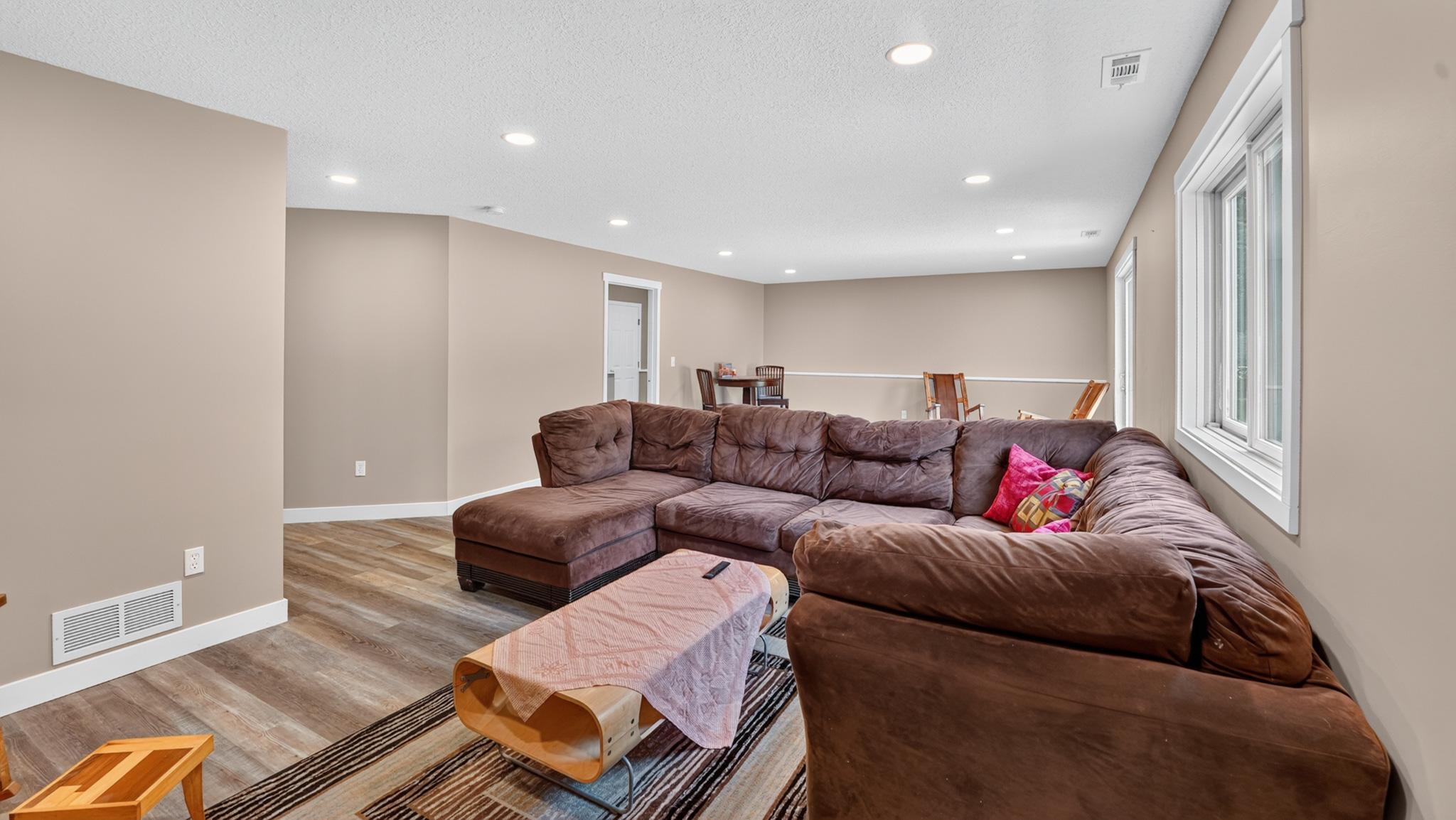 37336 Ivy Trail