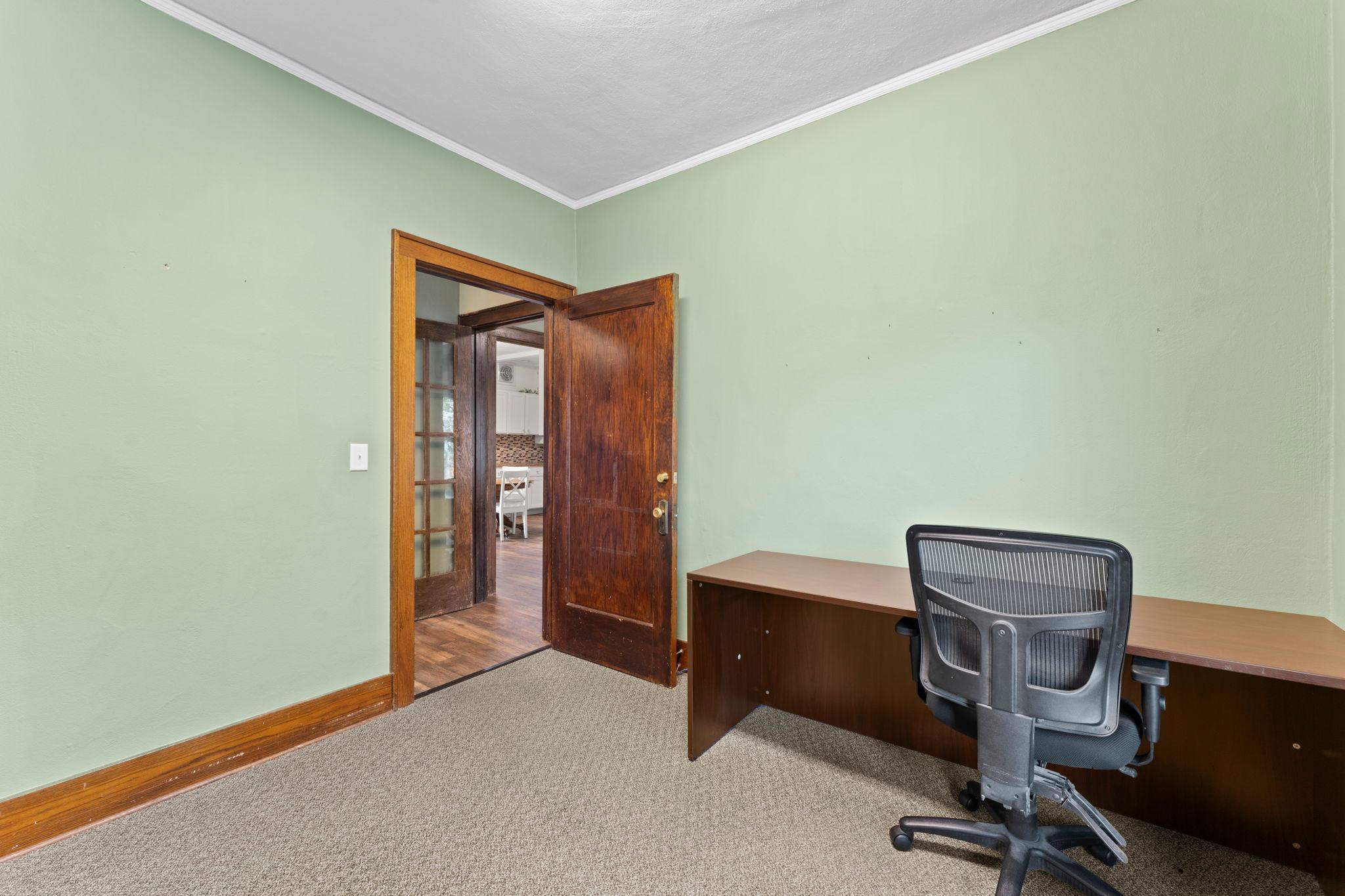 310 Ashland Street S