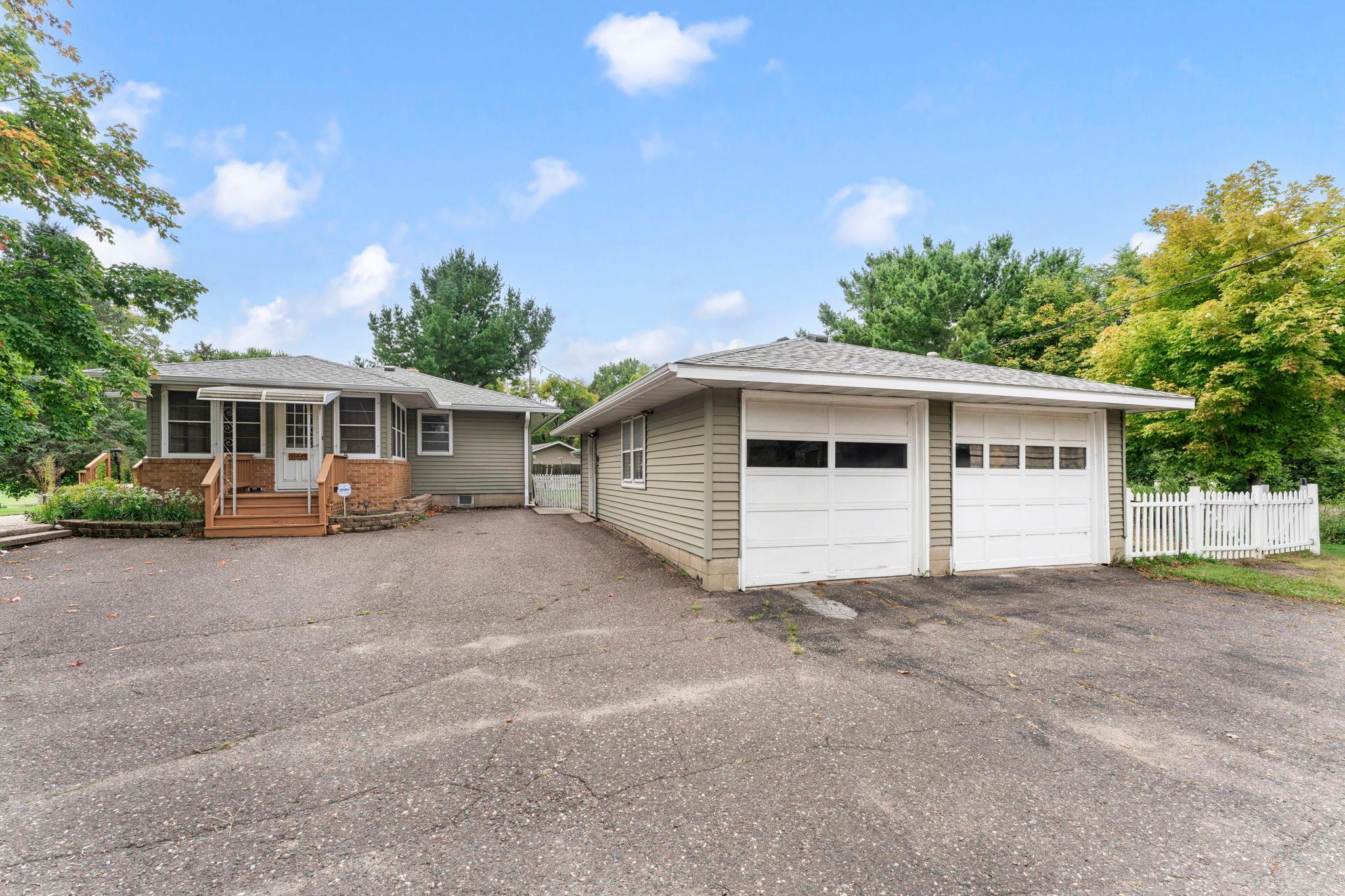 3325 440th Street