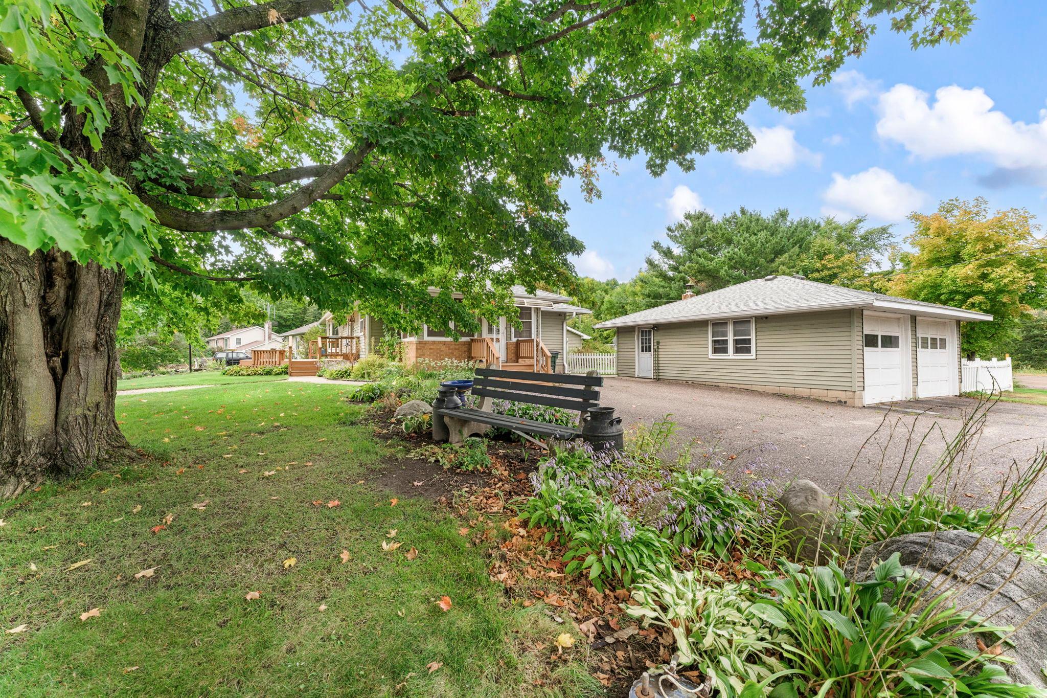 3325 440th Street
