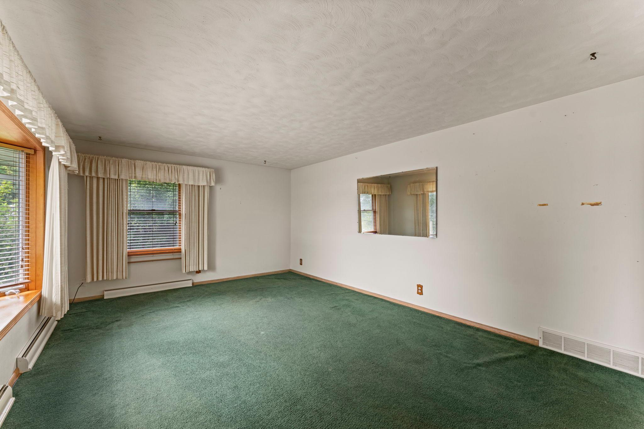 3325 440th Street