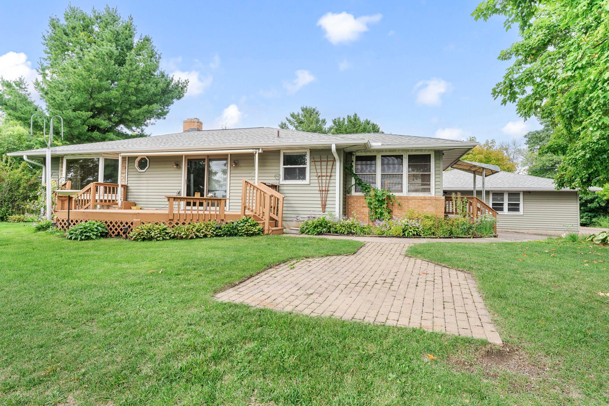 3325 440th Street