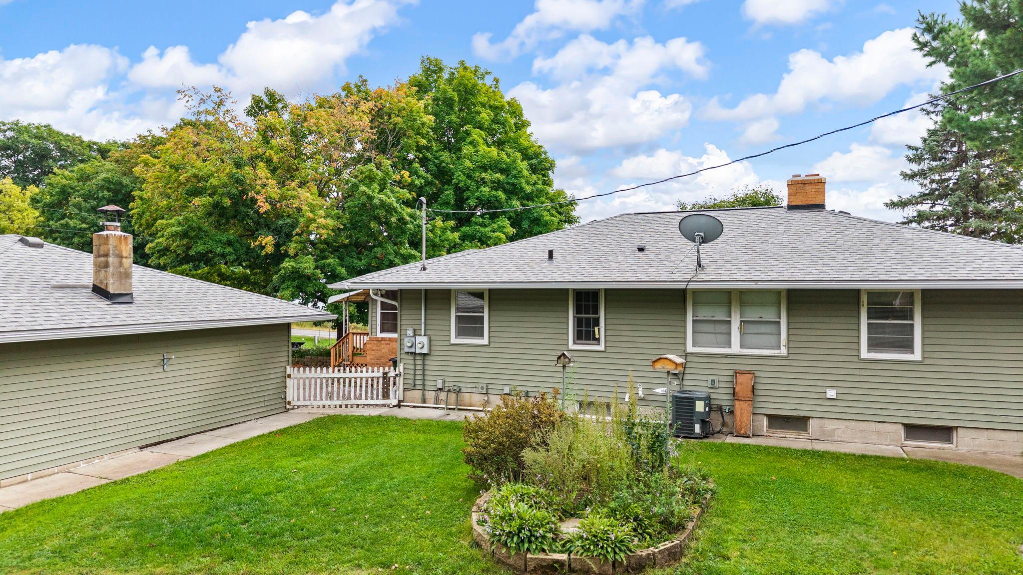 3325 440th Street
