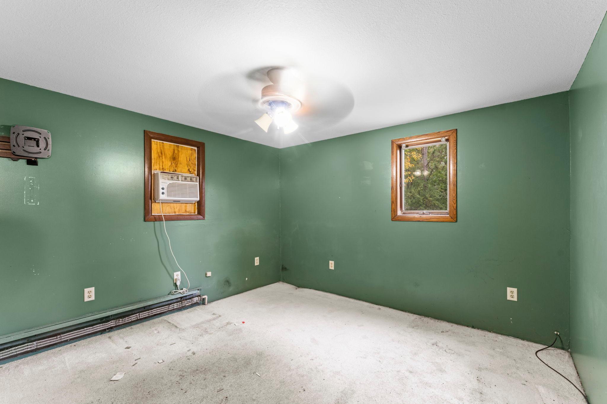 5063 Henriette Road