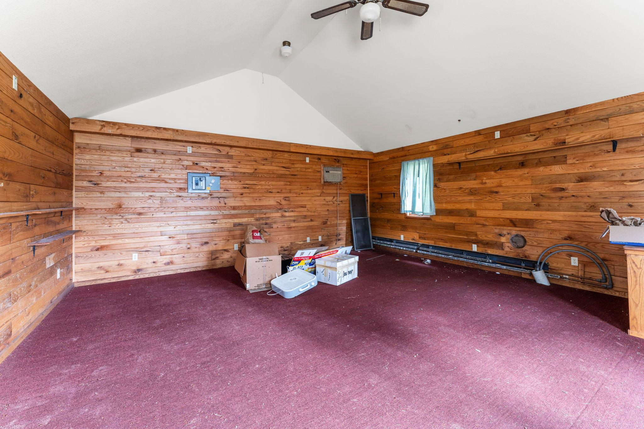 5063 Henriette Road