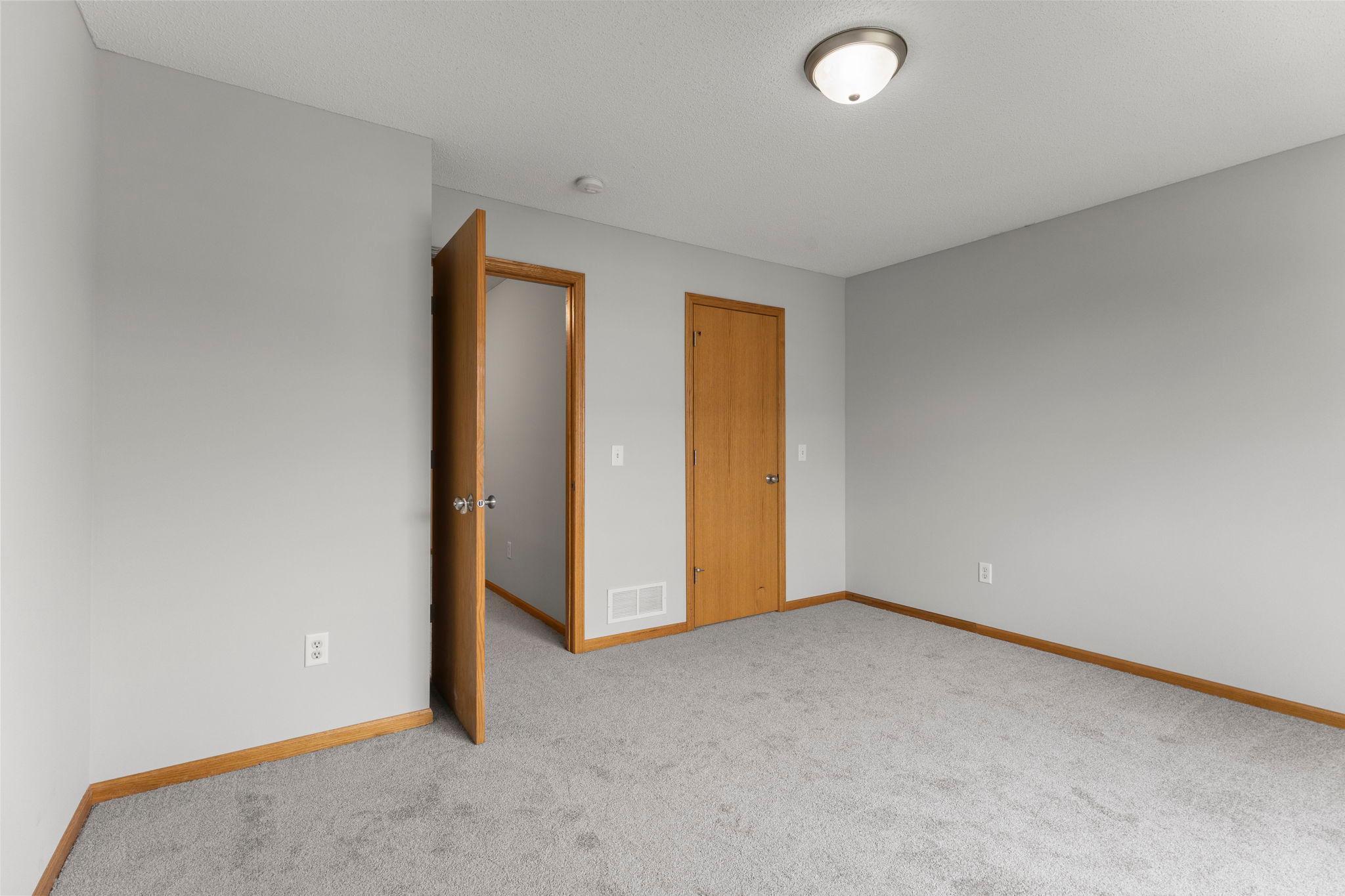 315 Roosevelt Street S Unit: G
