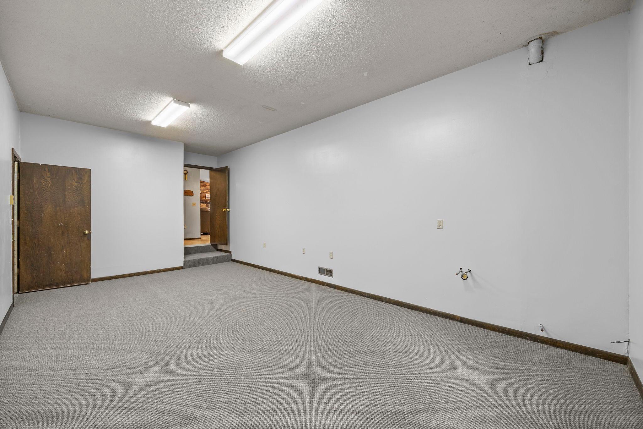 31363 Tyler Court NE