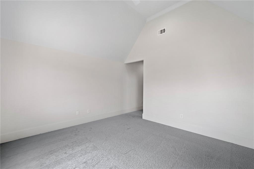 615 Claxton Lane