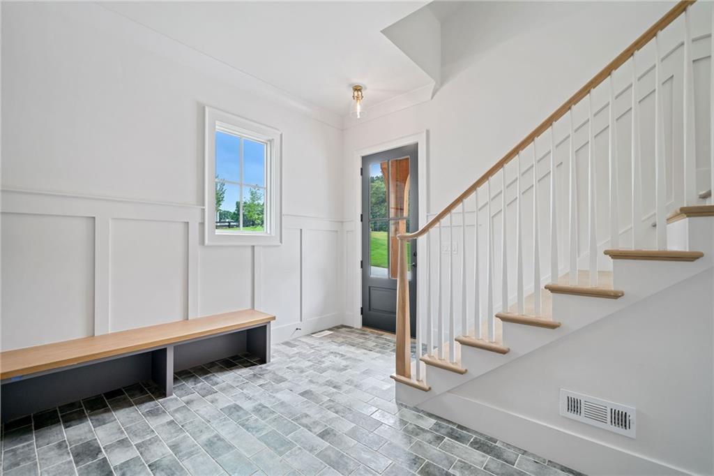 615 Claxton Lane