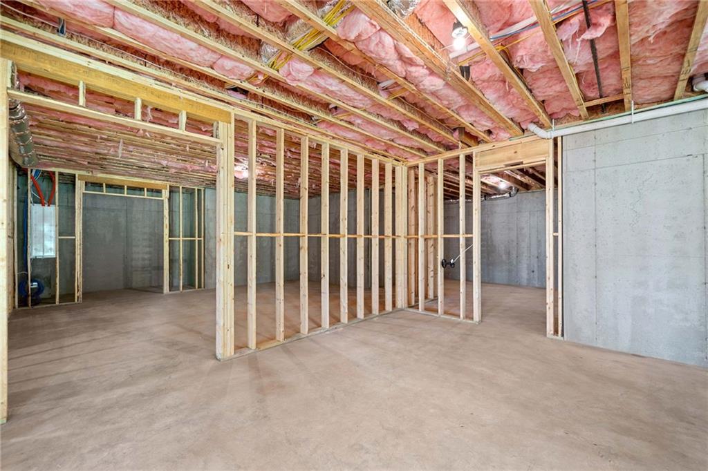 615 Claxton Lane
