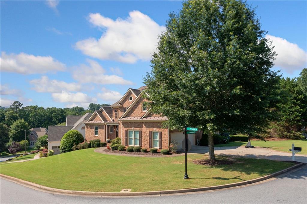 601 Davenport Place