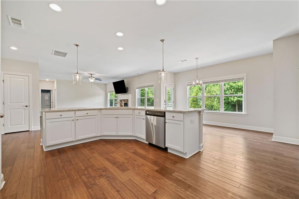 123 Crest Brooke Drive