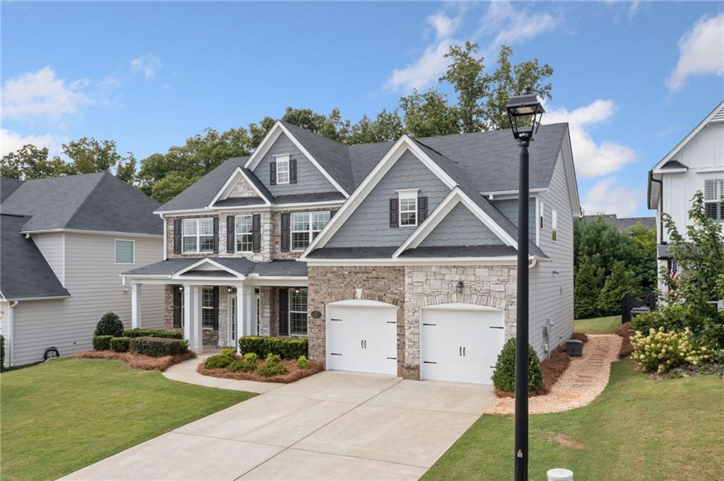 123 Crest Brooke Drive