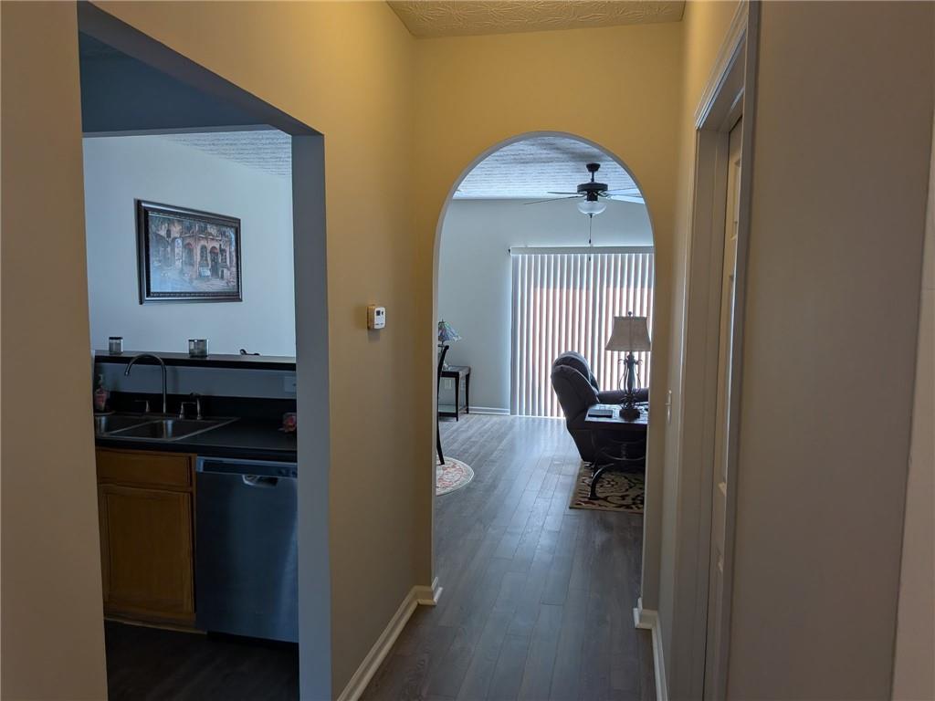 10 Pearl Chambers Drive