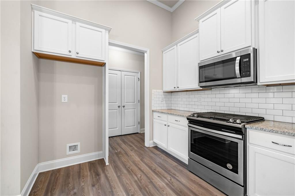 8230 Dawson View Way