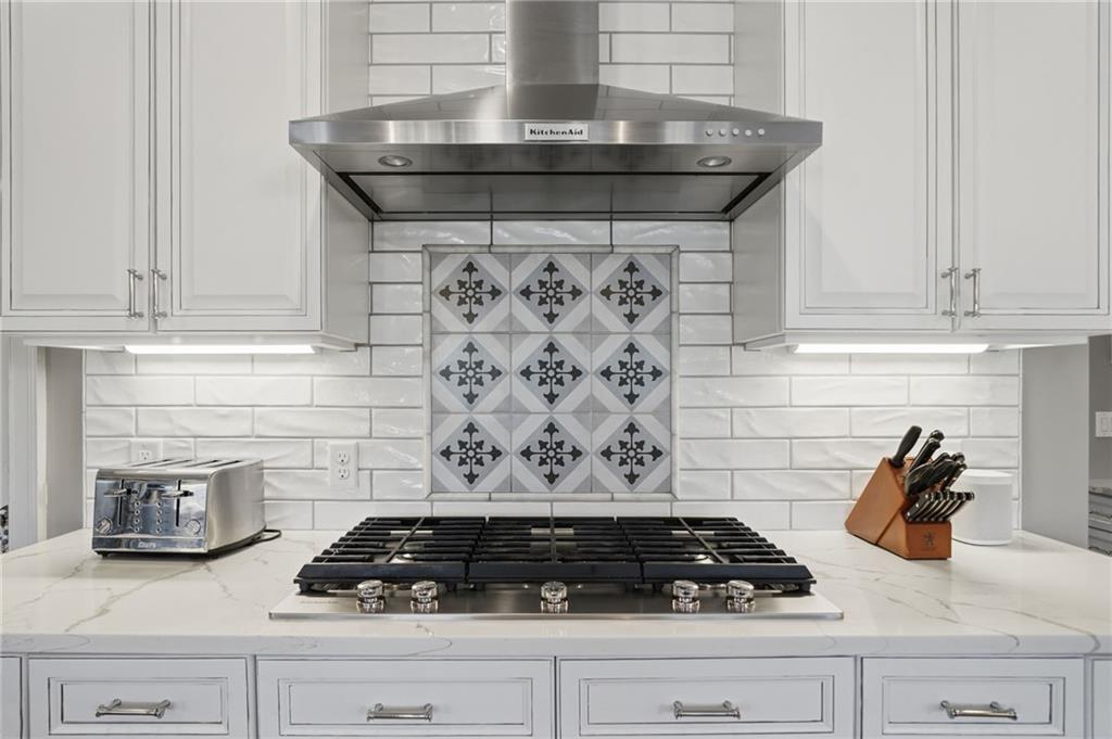 140 Red Gate Lakes Drive