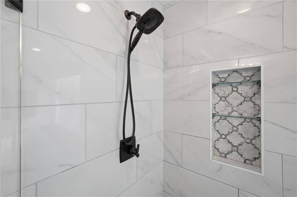 140 Red Gate Lakes Drive