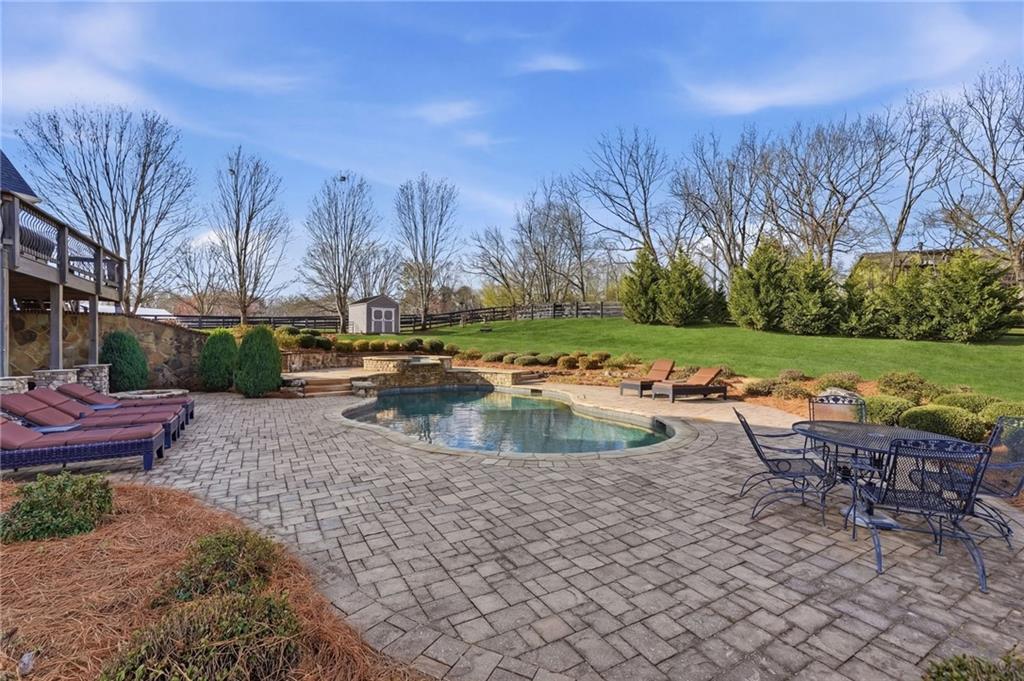 140 Red Gate Lakes Drive