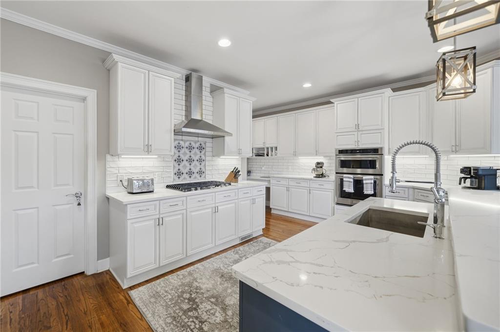 140 Red Gate Lakes Drive