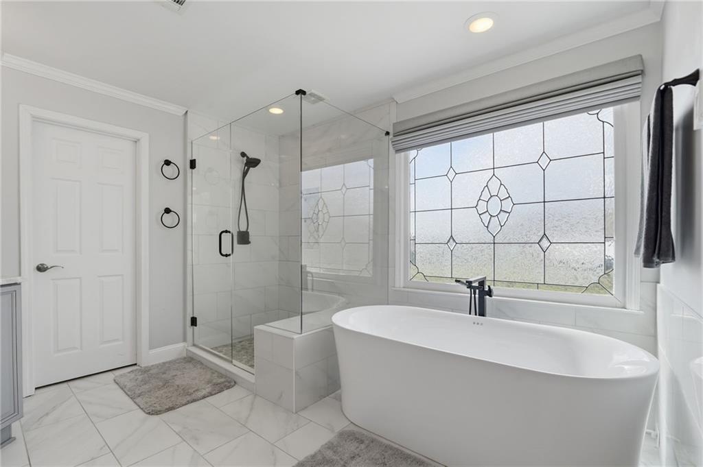 140 Red Gate Lakes Drive