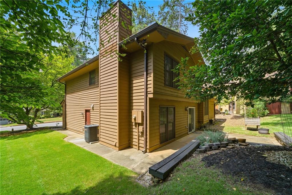 1170 Trailmore Drive