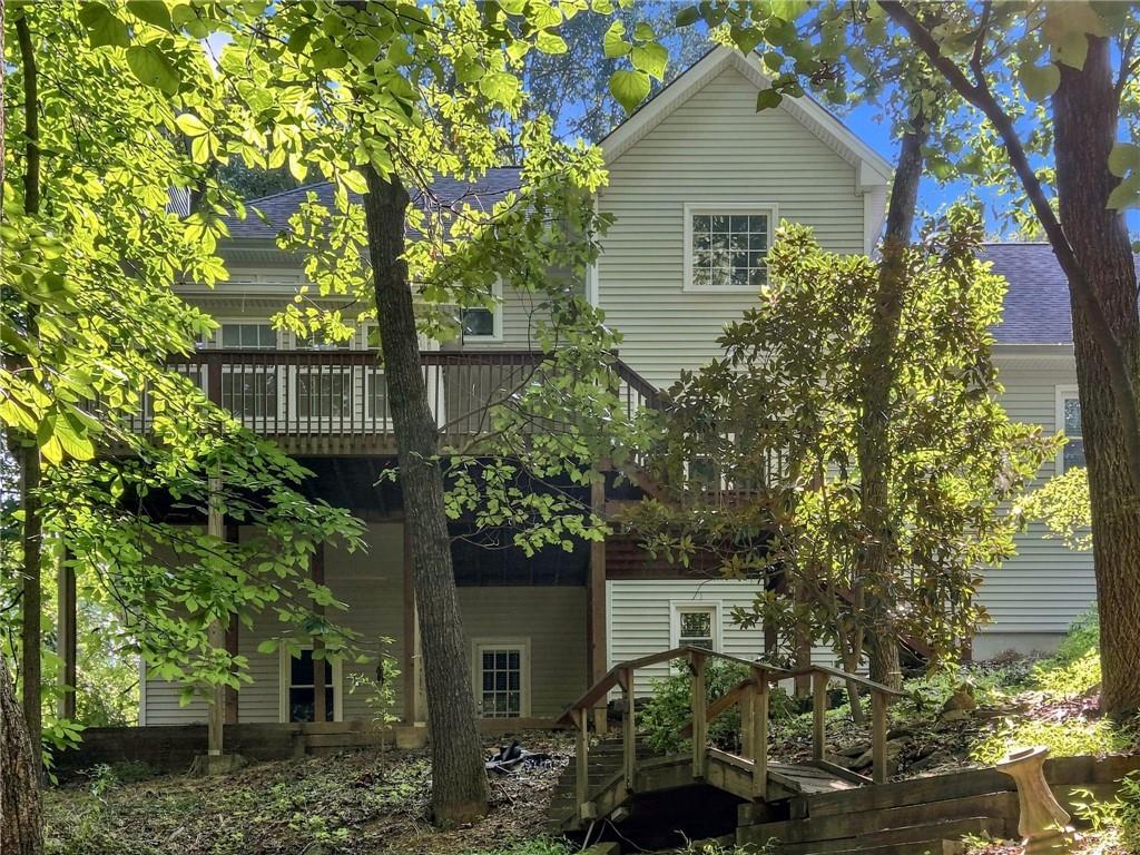 2770 Cambridge Hills Road