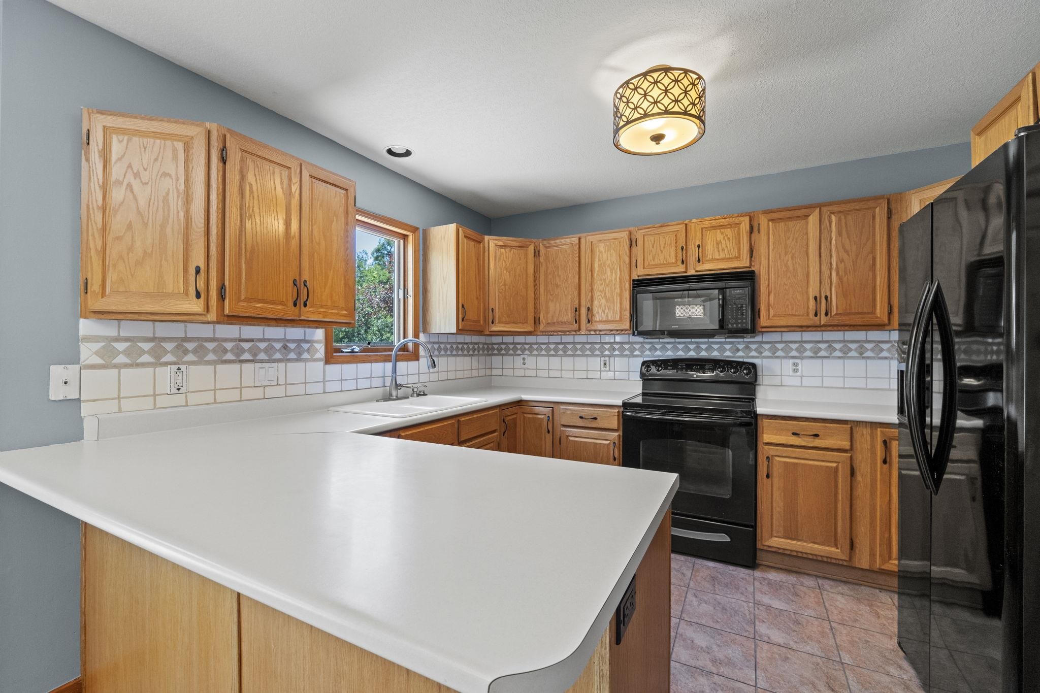 1809 Broken Oak Road