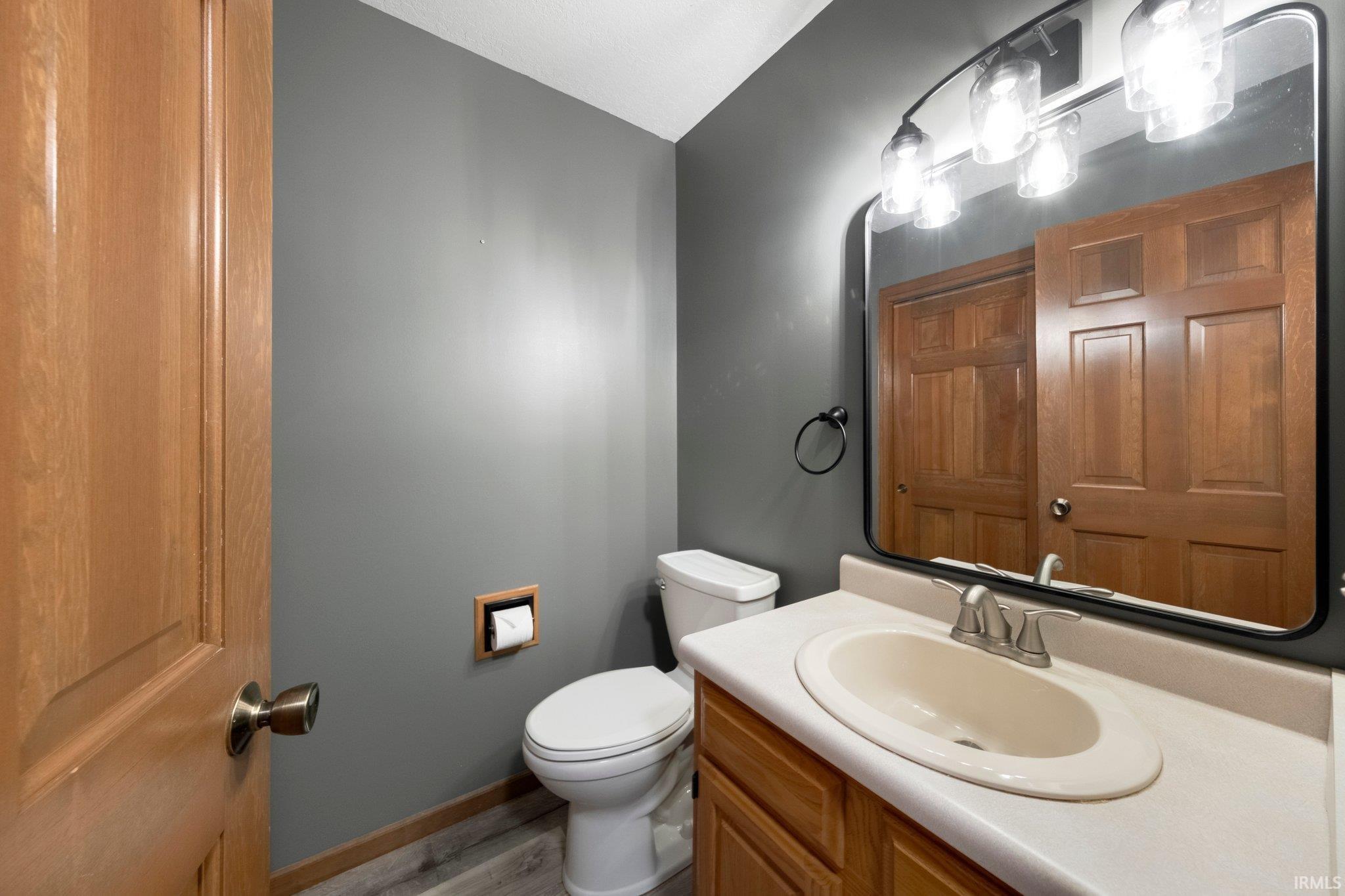 9106 Yellow Tree Court