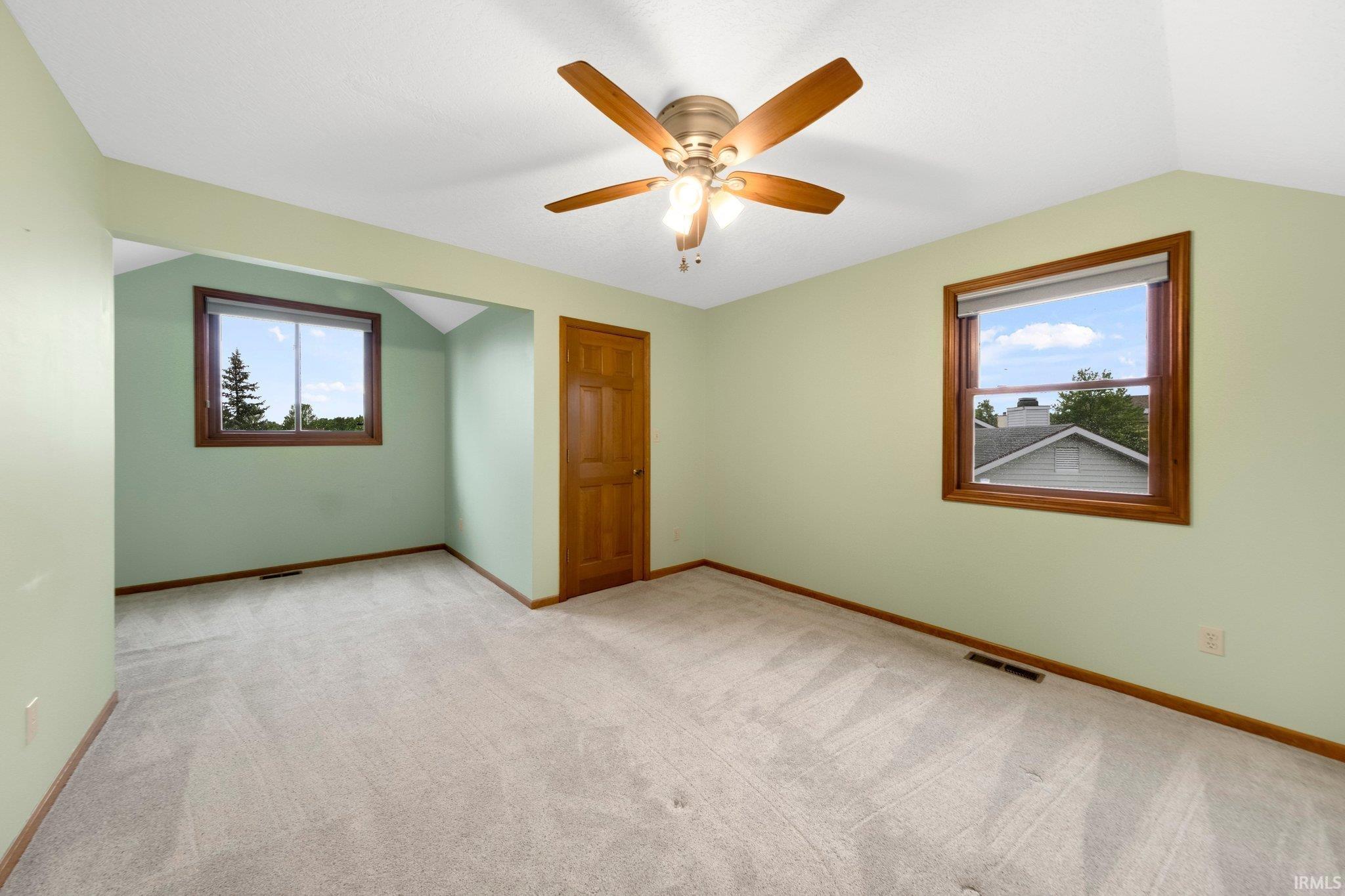 9106 Yellow Tree Court