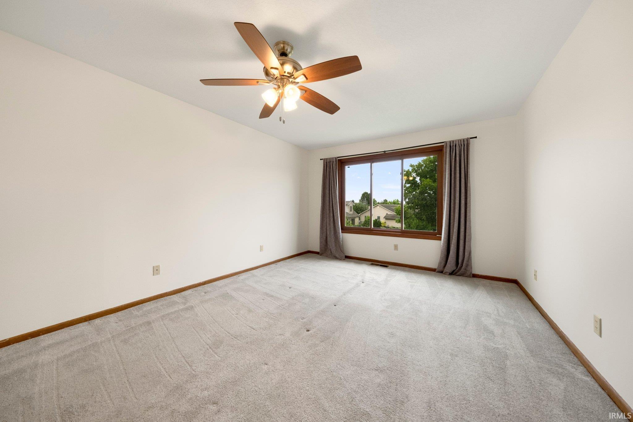 9106 Yellow Tree Court