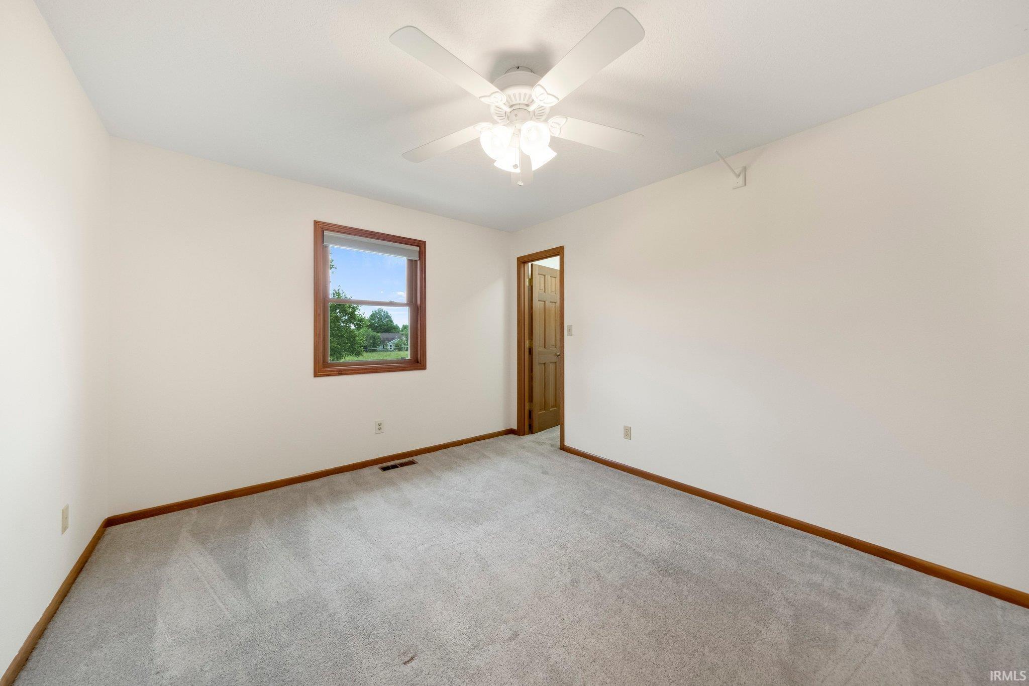 9106 Yellow Tree Court