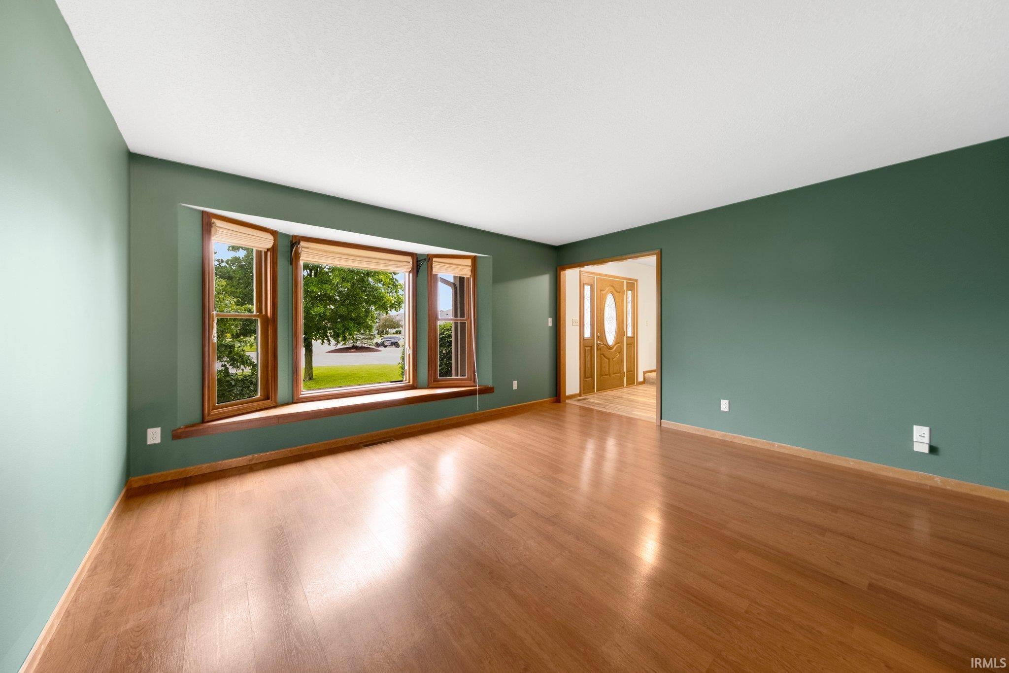 9106 Yellow Tree Court