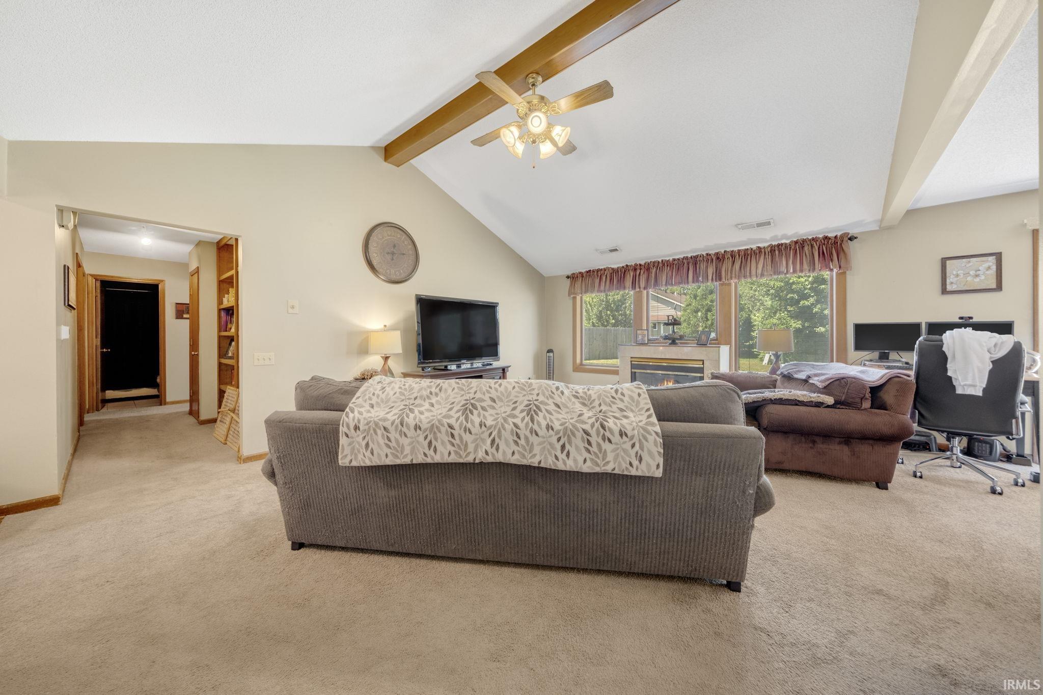 6417 Cliffside Pass