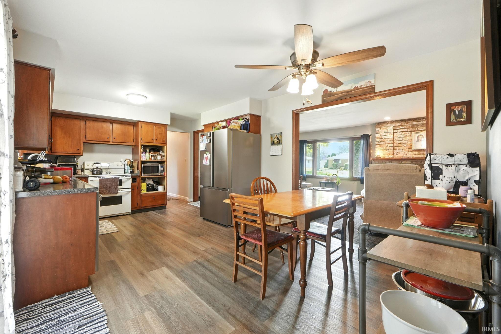 6909 Penrose Drive