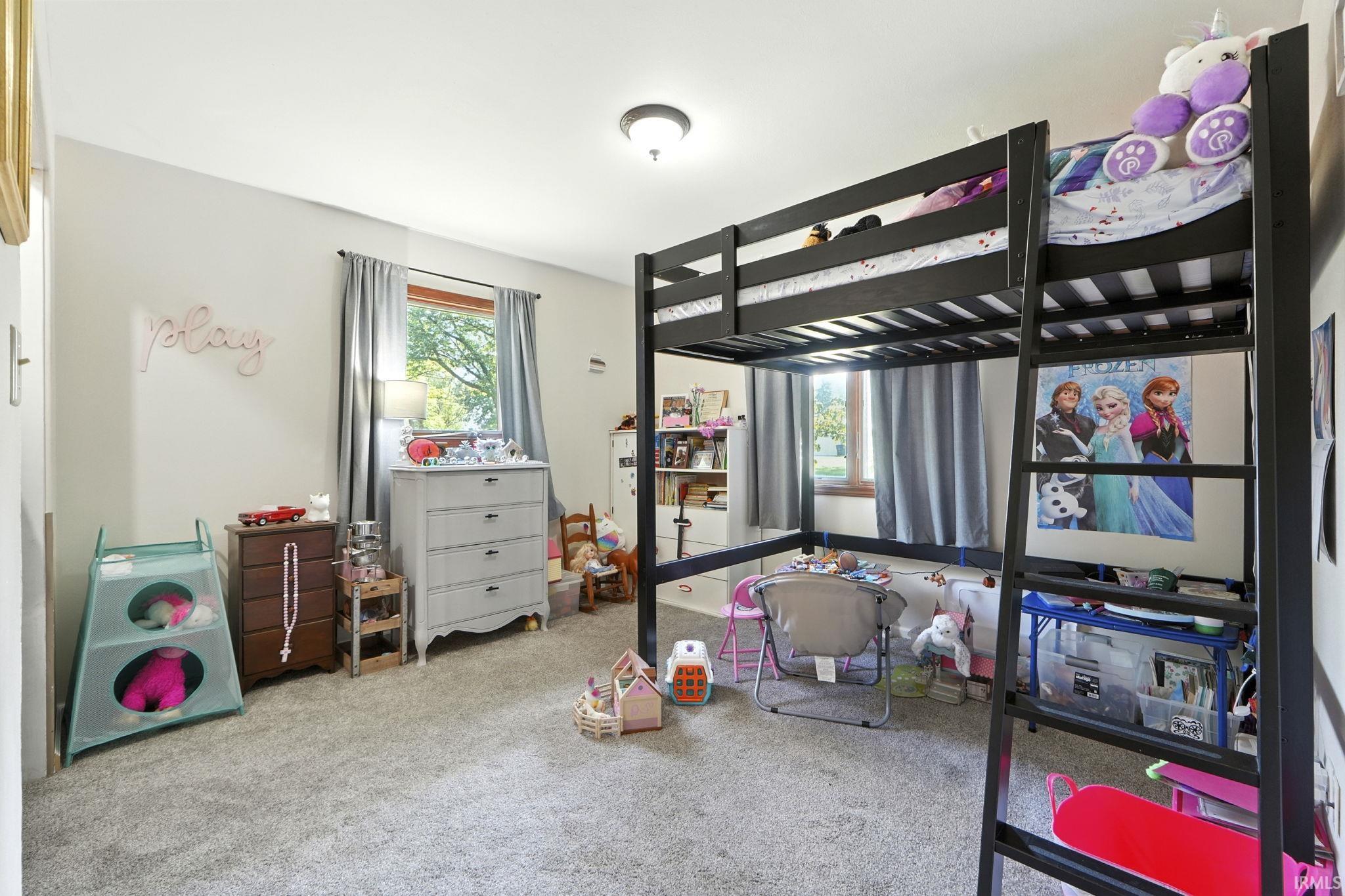 6909 Penrose Drive