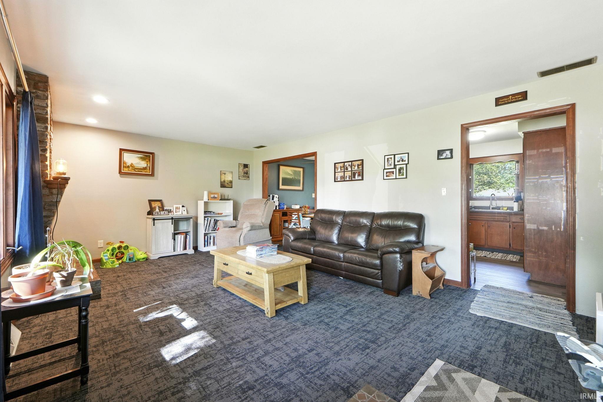 6909 Penrose Drive