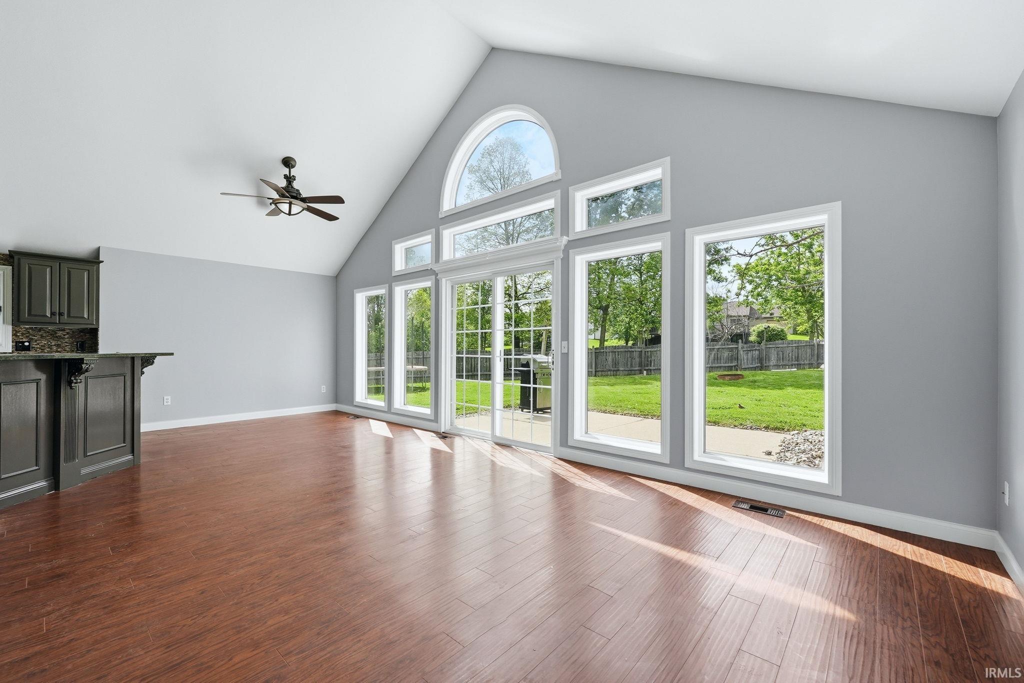 6207 Riptide Way