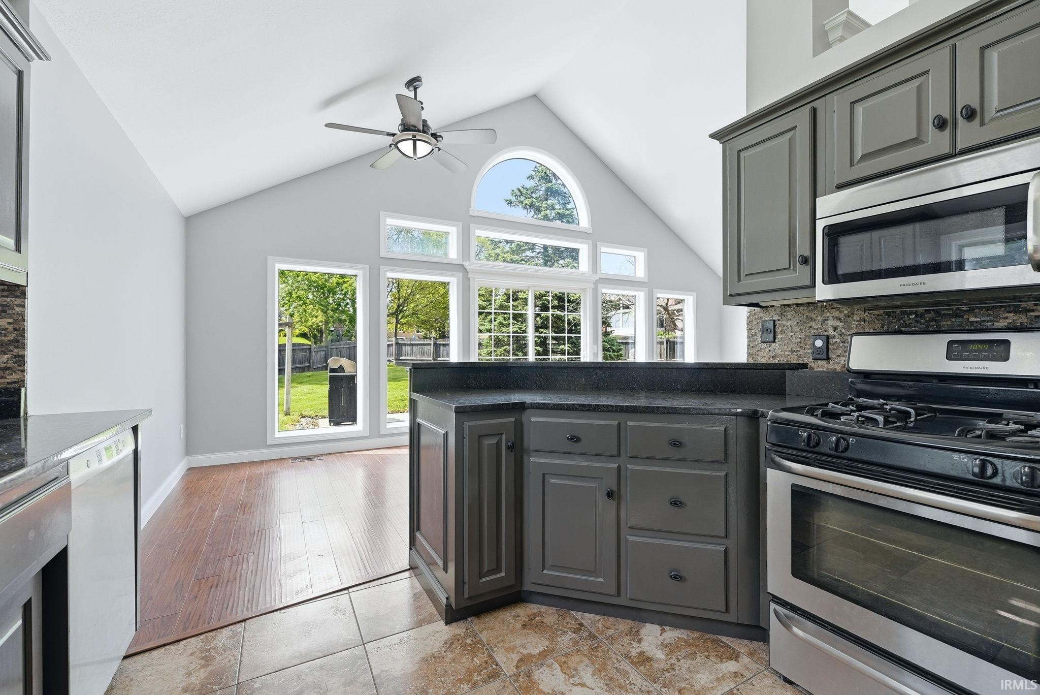 6207 Riptide Way