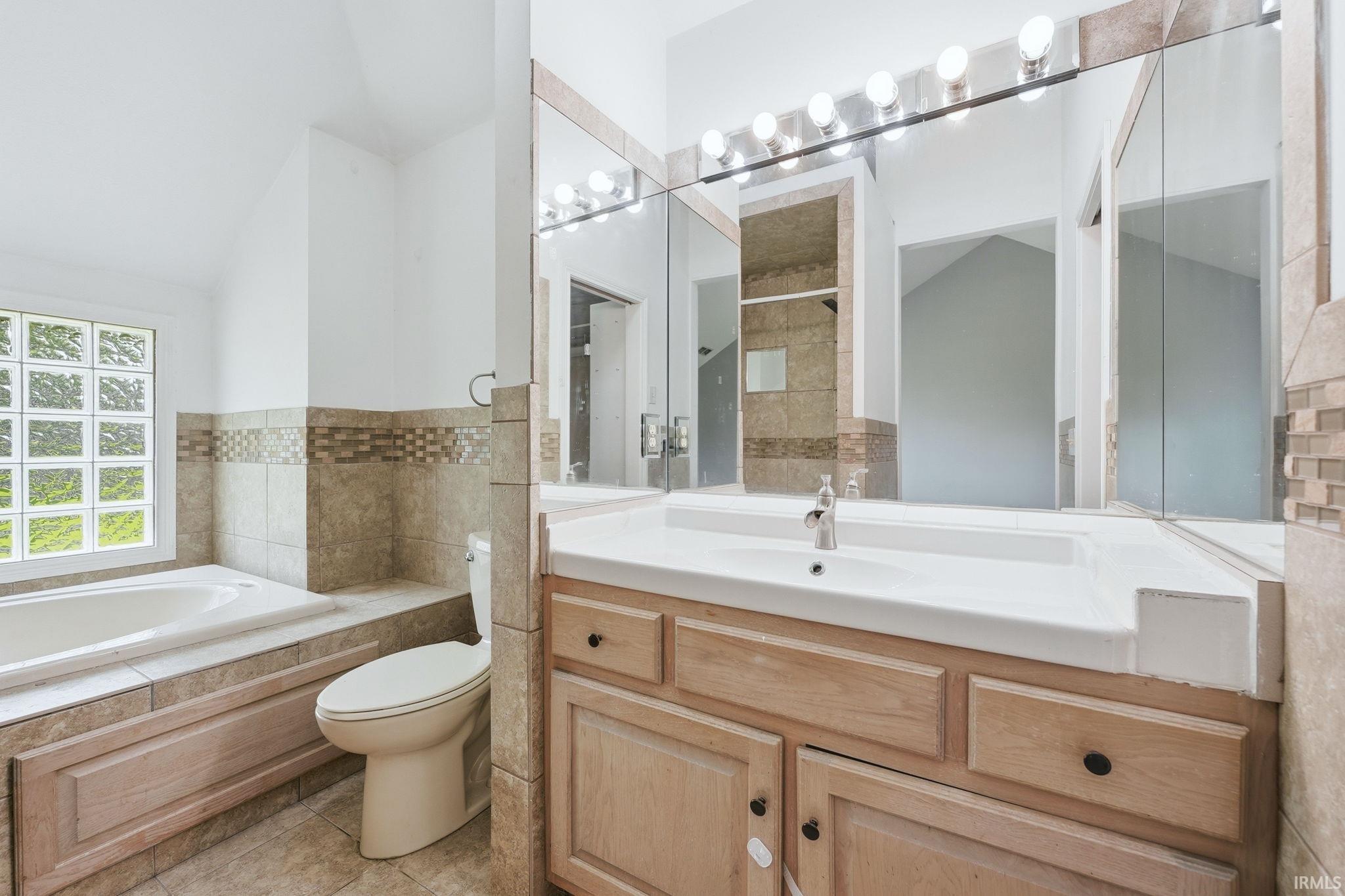 6207 Riptide Way