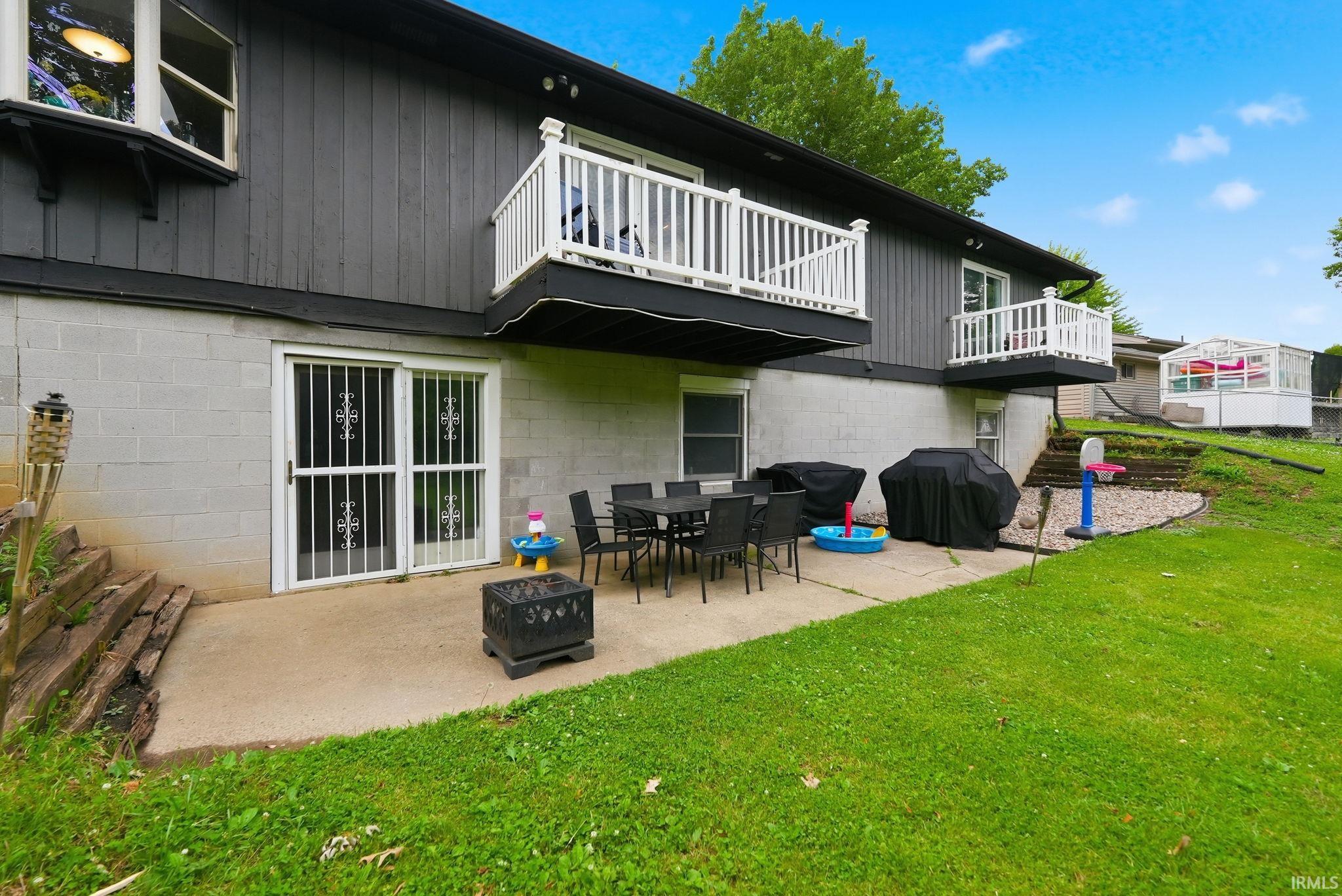 574 S Circle Drive