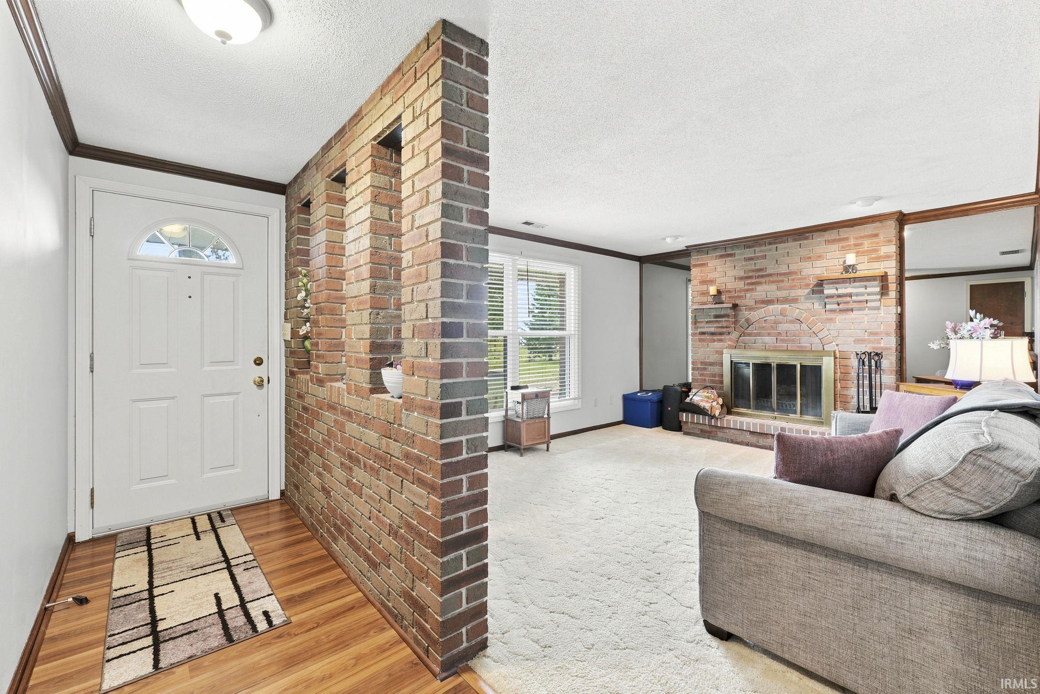 9411 Roberts Road