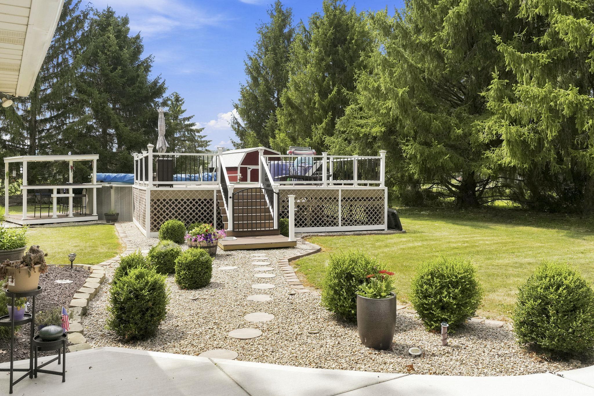 9411 Roberts Road