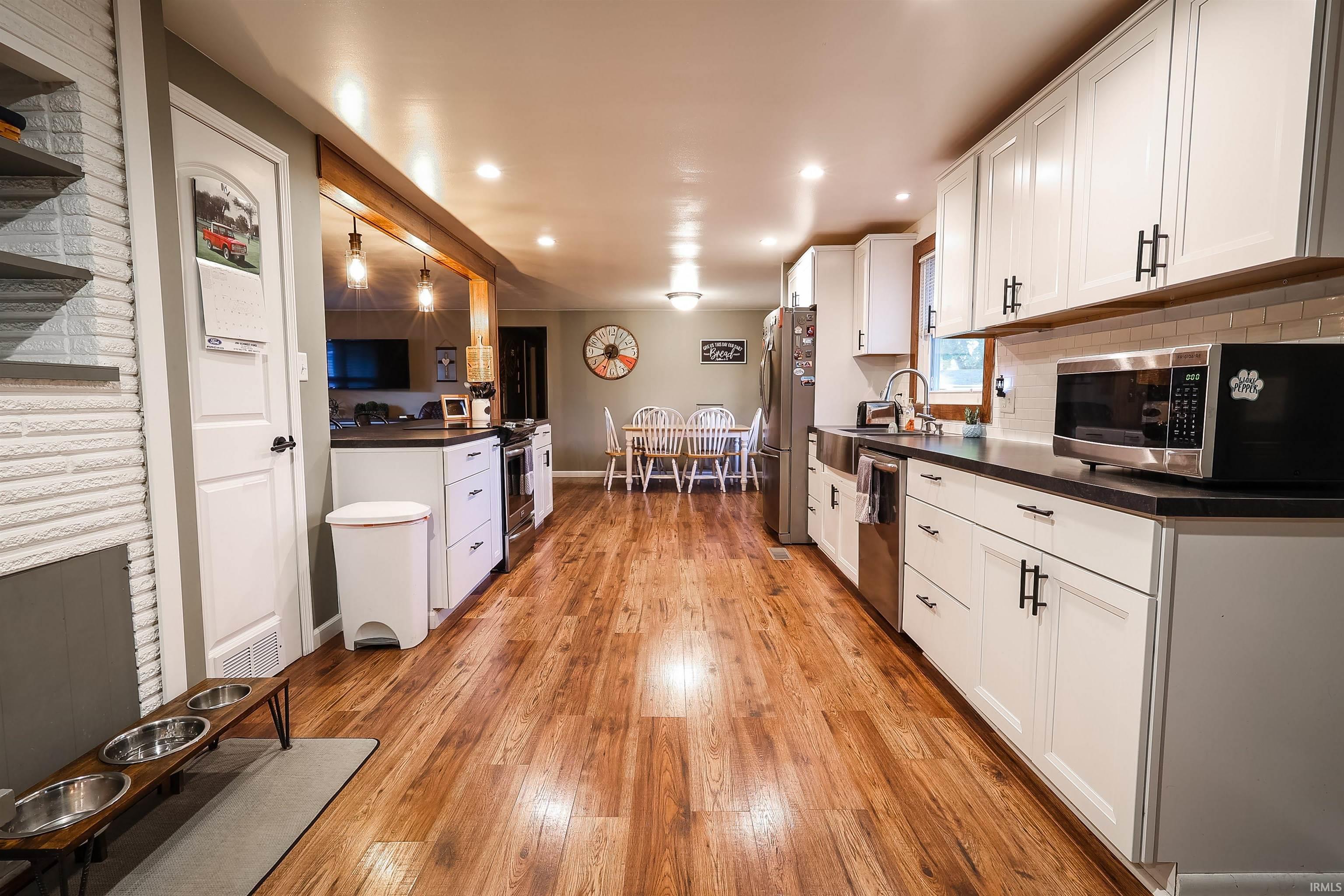 17334 Lee Lane