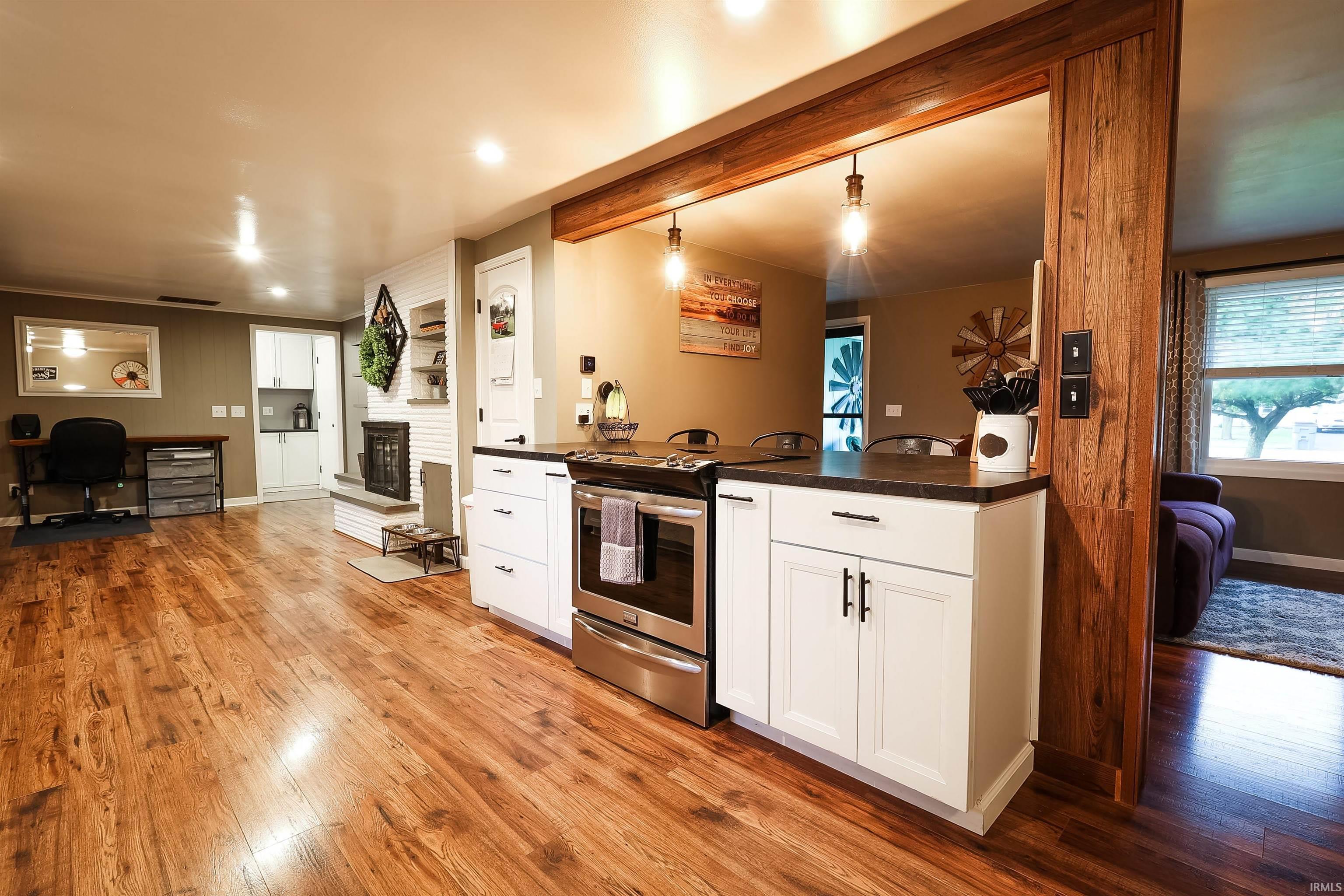 17334 Lee Lane