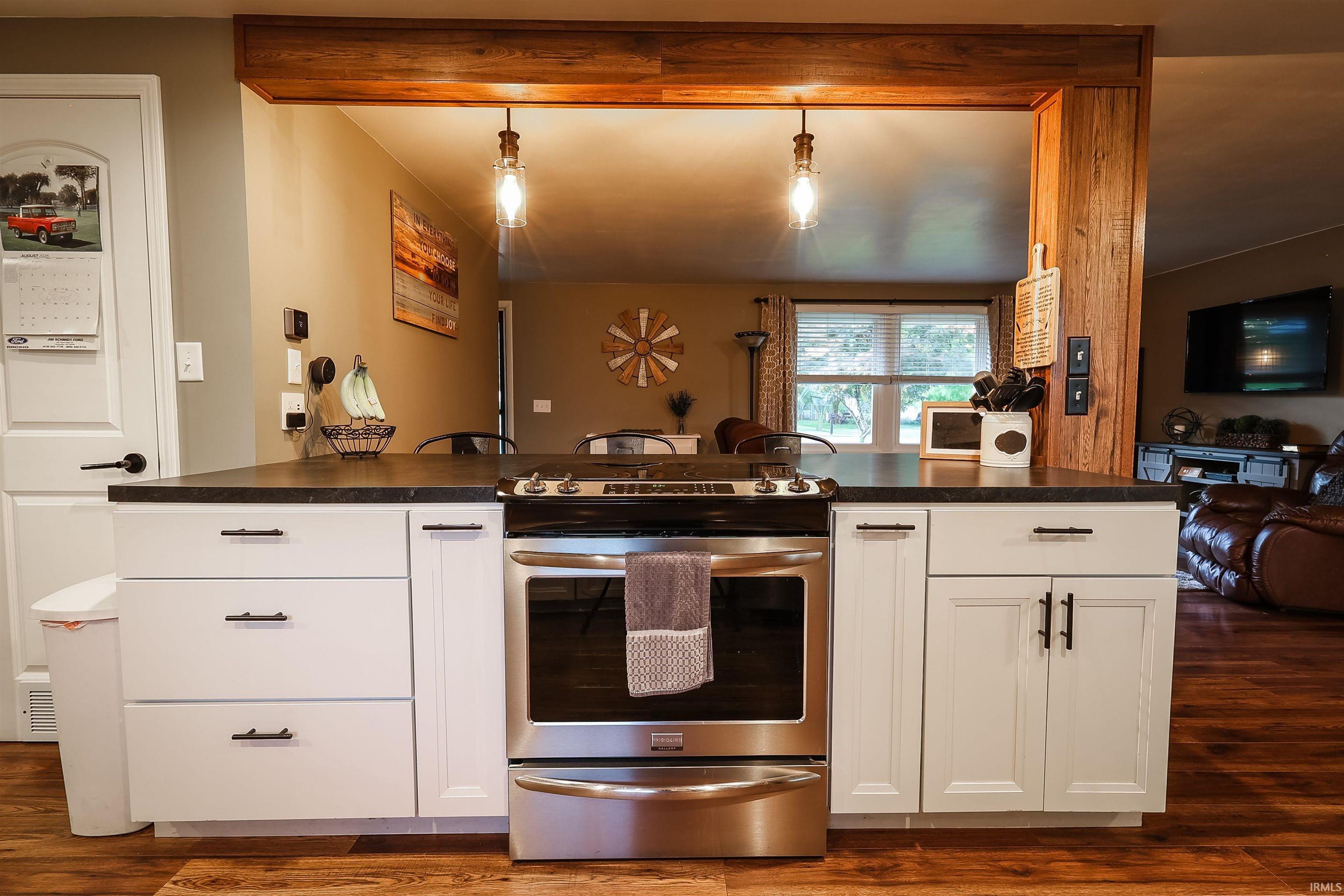 17334 Lee Lane