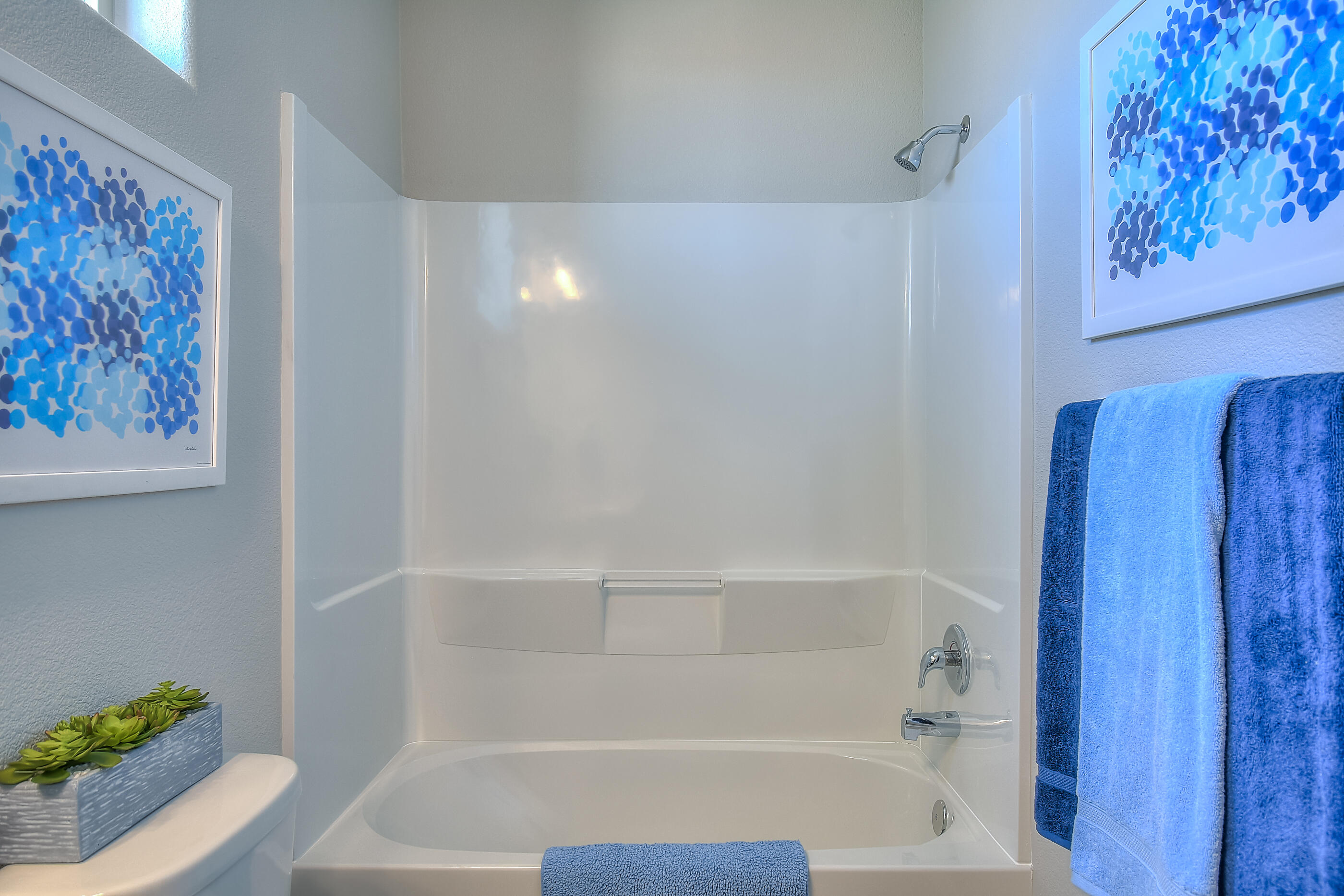 1051 Vallecito Loop NW