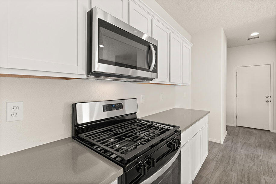 1012 Vallecito Loop NW